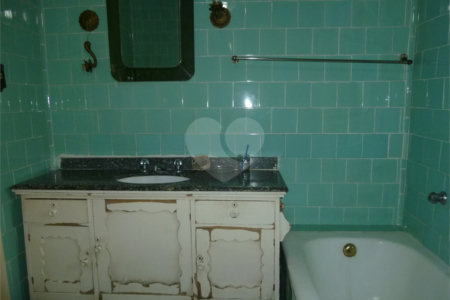 Sobrado à venda com 3 quartos em Jardim Paulista, São Paulo, SP