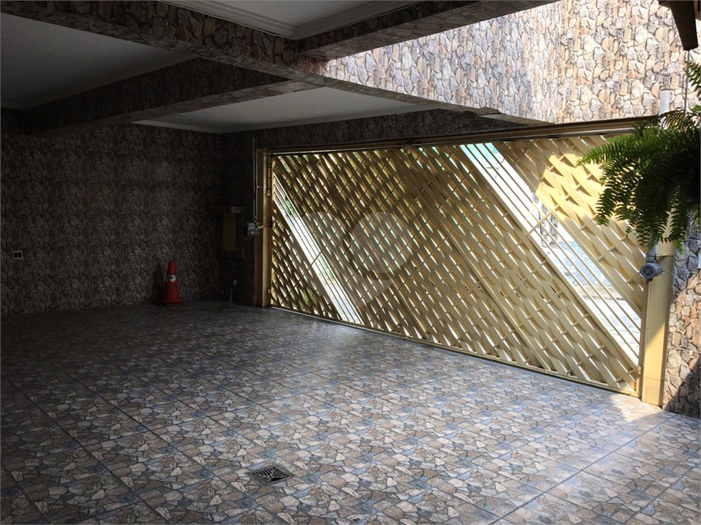 Sobrado à venda com 3 quartos, sendo 1 suíte,  em Vila Lageado, São Paulo, SP