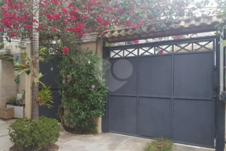 Sobrado à venda com 4 quartos, sendo 2 suítes,  em Jardim São Paulo(zona Norte), São Paulo, SP