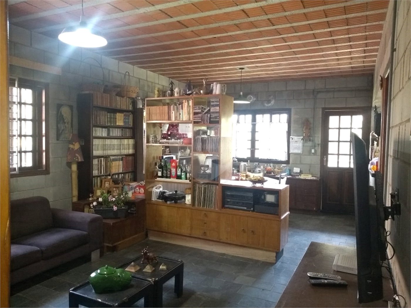 Casa à venda com 3 quartos, sendo 1 suíte, no condomínio Cinco Lagos, Mairiporã - SP