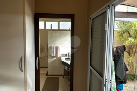 Casa à venda com 4 quartos, sendo 2 suítes, em Vila Aparecida, Itapetininga, SP
