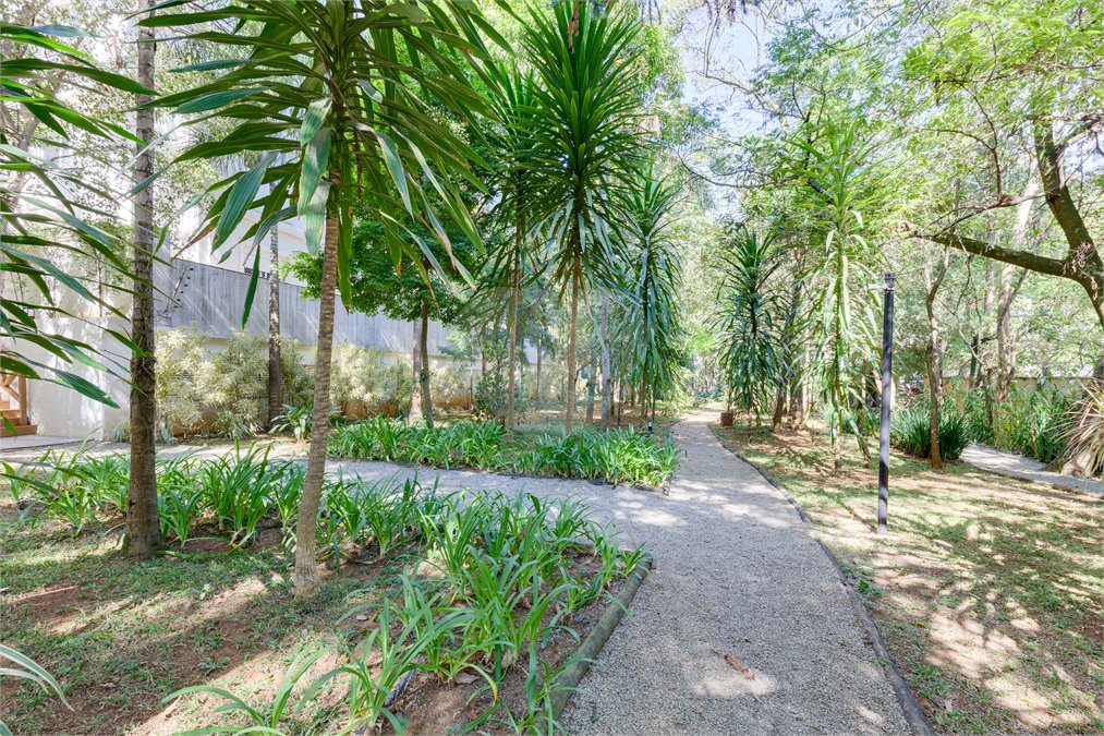 Apartamento para alugar com 3 quartos, sendo 1 suíte, em Alto da Boa Vista, São Paulo, SP