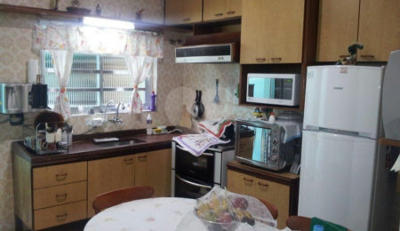 Sobrado à venda com 3 quartos, sendo 1 suíte,  em Horto Florestal, São Paulo, SP