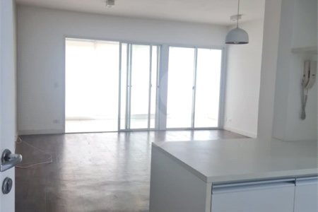 Apartamento à venda com 2 quartos, sendo 1 suíte, em Parque Reboucas, São Paulo, SP