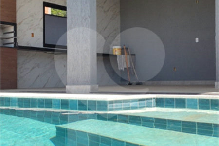 Casa à venda com 3 quartos, sendo 1 suíte,  no condomínio Reserva do Vale, Caçapava - SP