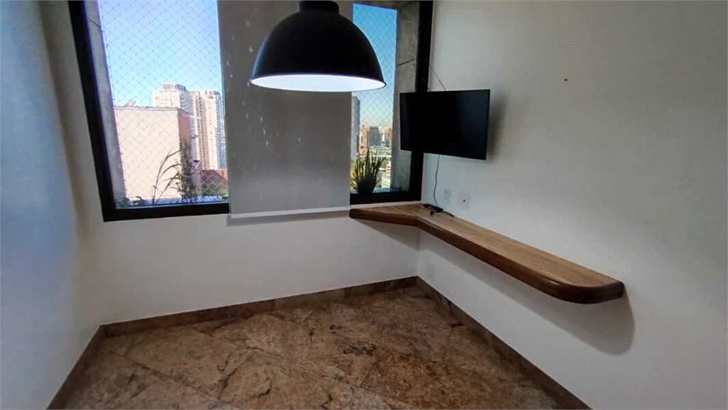 Duplex para alugar com 3 suítes em Real Parque, São Paulo, SP