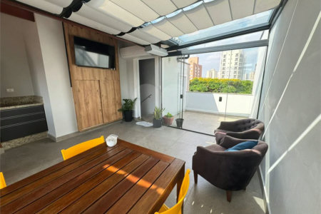 Casa à venda com 3 suítes no condomínio Belle Villle, São Paulo - SP