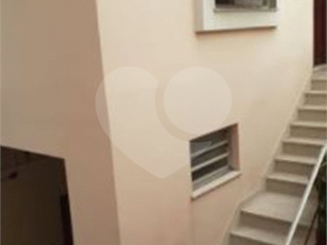 Sobrado à venda com 3 quartos em Santana, São Paulo, SP