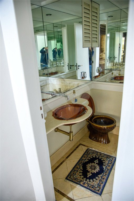 Apartamento à venda com 3 suítes em Paineiras do Morumbi, São Paulo, SP