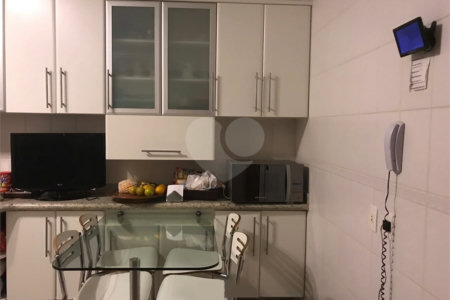 Casa à venda com 5 suítes no condomínio Jardim São Felipe, Atibaia - SP