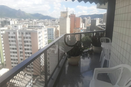 Apartamento à venda com 3 quartos, sendo 1 suíte, em Tijuca, Rio de Janeiro, RJ