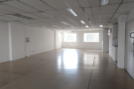 Prédio à venda em Lapa, São Paulo, SP