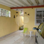 Casa à venda com 2 quartos, sendo 1 suíte, em Solemar, Praia Grande, SP