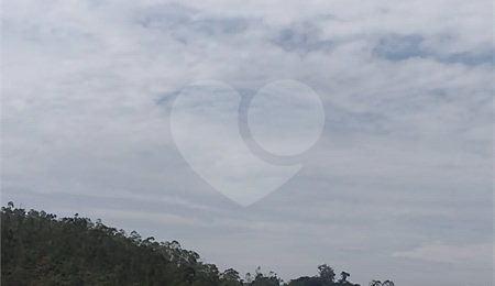 Sobrado à venda com 3 quartos, sendo 1 suíte,  em Vila São Paulo, Mogi das Cruzes, SP