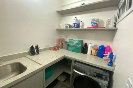 Sobrado à venda com 3 quartos, sendo 1 suíte, em Adalgisa, Osasco, SP