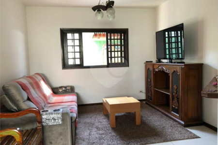 Casa à venda com 4 quartos, sendo 2 suítes, em Loteamento Loanda, Atibaia, SP