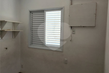 Apartamento à venda com 3 quartos, sendo 1 suíte, em Jardim dos Manacás, Araraquara, SP