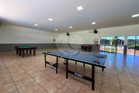 Terreno à venda no condomínio Village Araçoiaba, Araçoiaba da Serra - SP