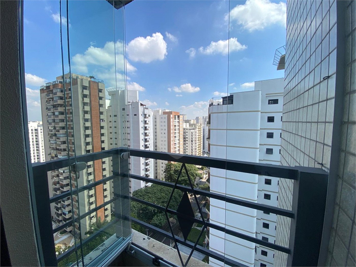 Apartamento à venda com 4 quartos, sendo 2 suítes, em Vila Hamburguesa, São Paulo, SP