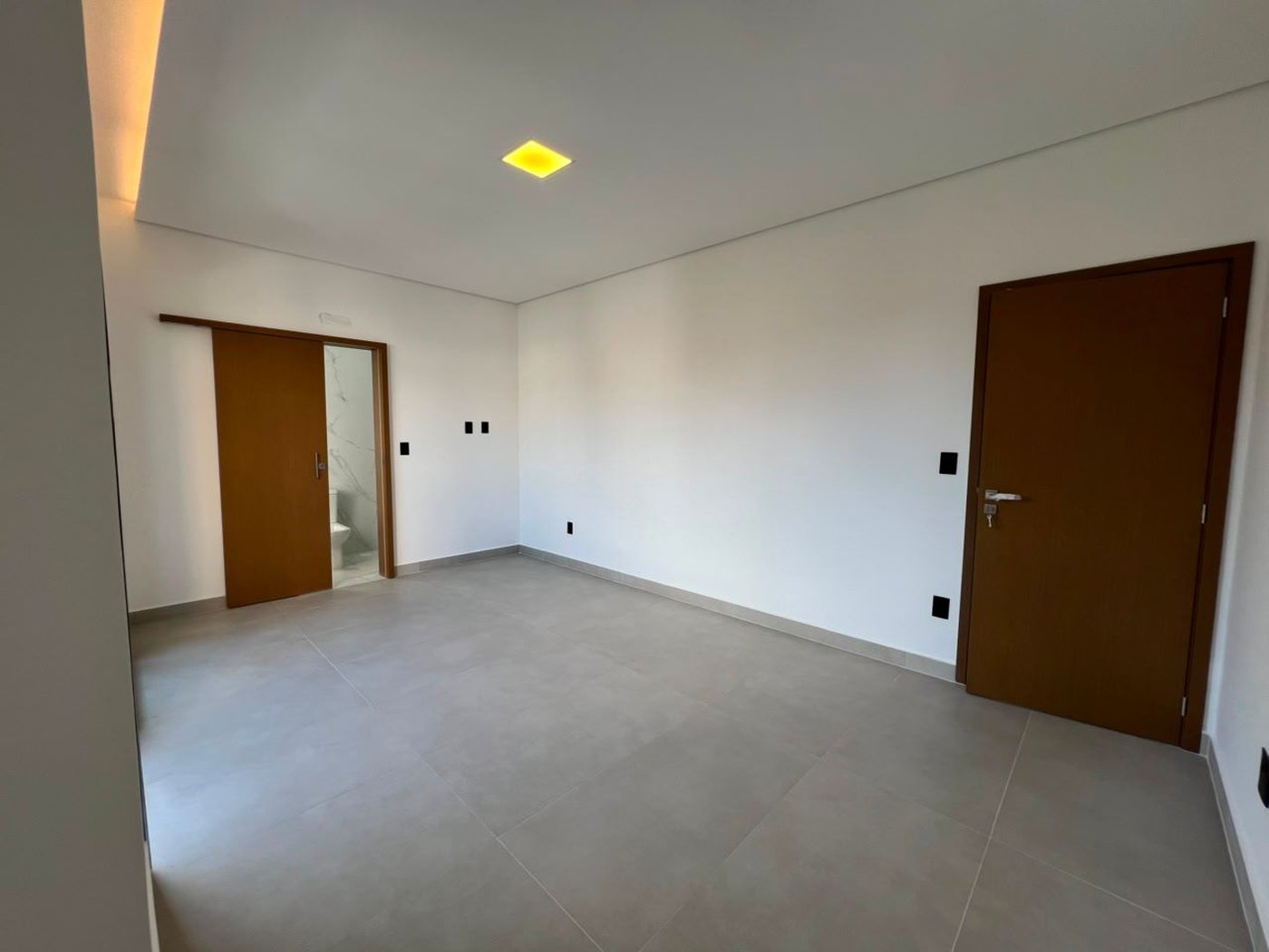 Sobrado com 4 dormitórios à venda, 234 m² por R$ 2.500.000,00 - Ponta da Praia - Santos/SP