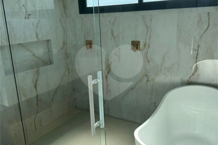Casa à venda com 6 suítes no condomínio Golf CL, Bertioga - SP