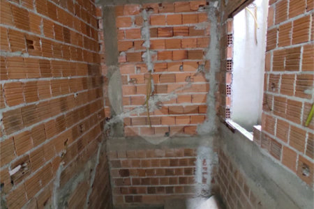 Sobrado à venda com 3 suítes em Vila Medeiros, São Paulo, SP