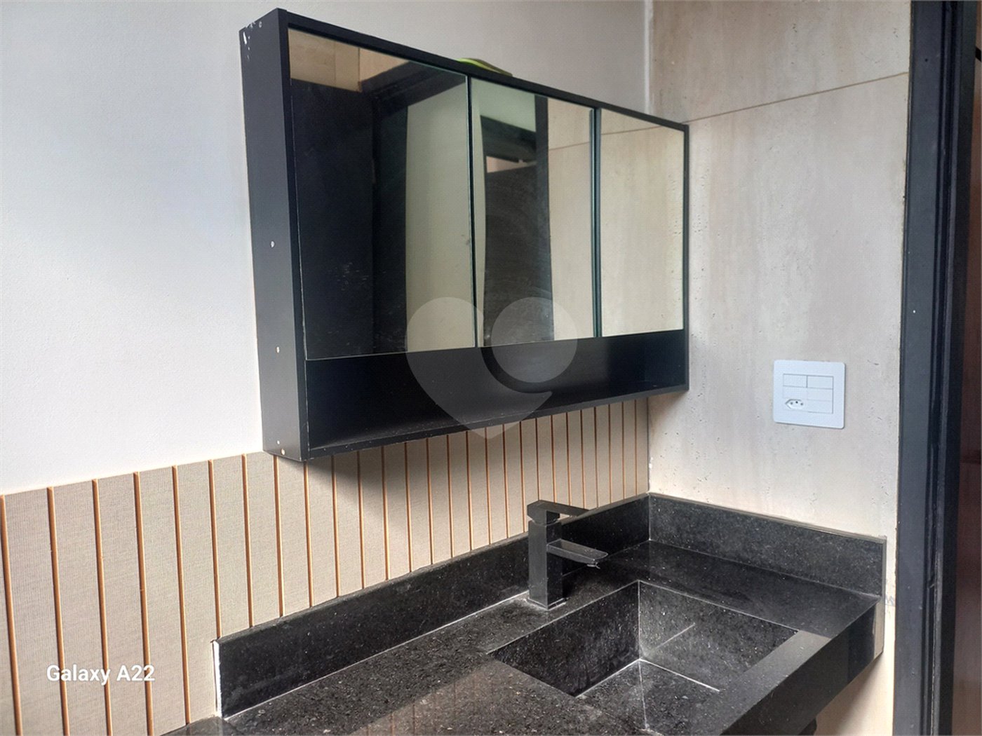 Apartamento à venda ou para alugar com 2 suítes em Alto da Lapa, São Paulo, SP