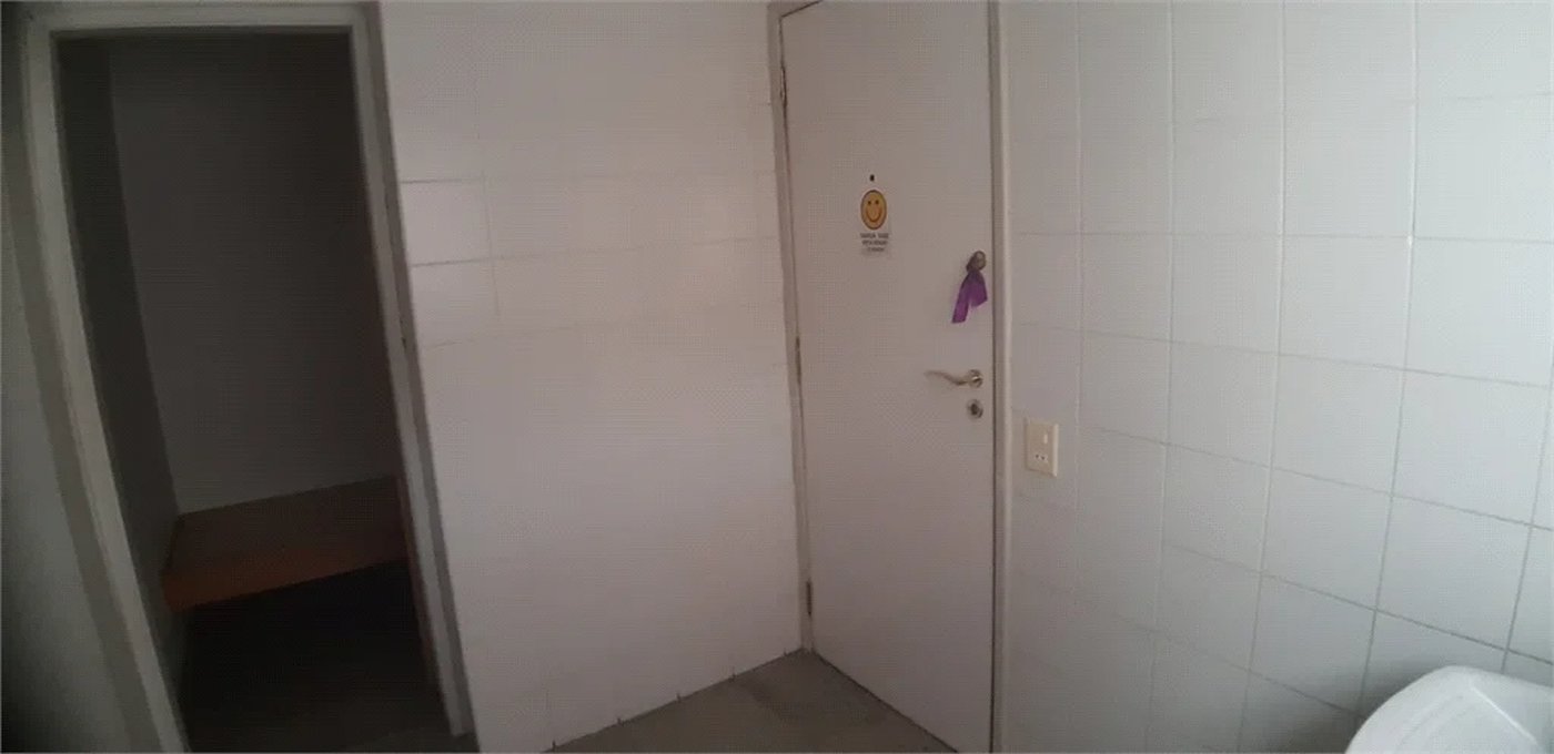 Apartamento à venda com 3 quartos, sendo 1 suíte, em Pinheiros, São Paulo, SP