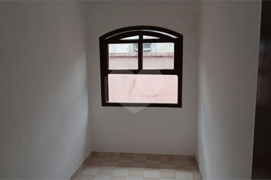 Casa Térrea à venda com 3 quartos, sendo 1 suíte, em Vila Irmãos Arnoni, São Paulo, SP