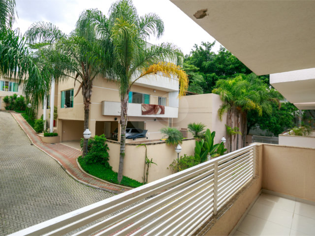 Casa à venda com 4 suítes no condomínio Bellagio, São Paulo - SP