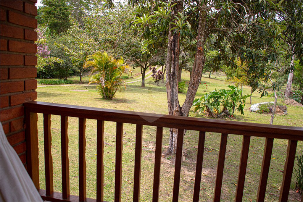 Sítio à venda com 4 quartos, sendo 2 suítes, em Jardim Guaçu, São Roque, SP