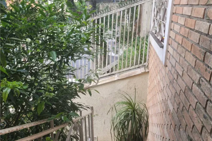 SOBRADO 3 QUARTOS NO JARDIM FLORESTA ZONA NORTE