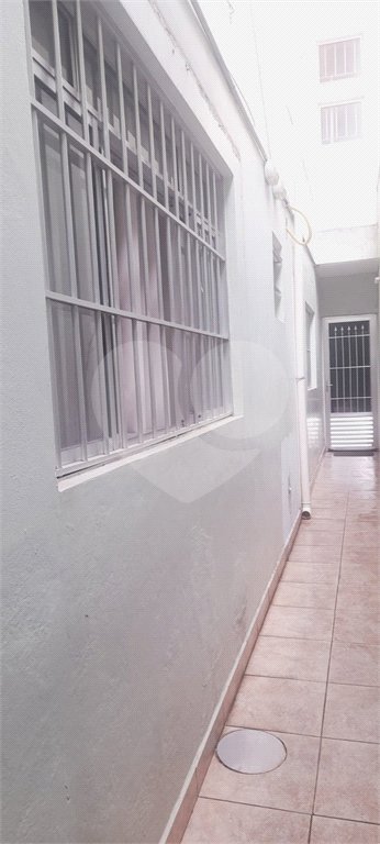 Casa à venda com 3 quartos em Jardim Santa Helena, Itaquaquecetuba, SP