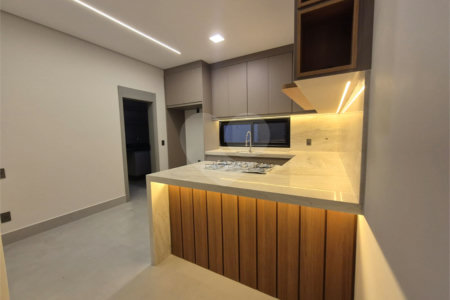 Casa à venda com 4 suítes no condomínio Residencial Dona Maria Candida, Indaiatuba - SP