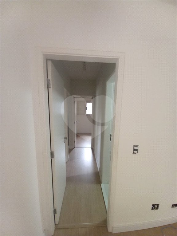Apartamento à venda com 3 quartos, sendo 1 suíte,  em Vila Olímpia, São Paulo, SP