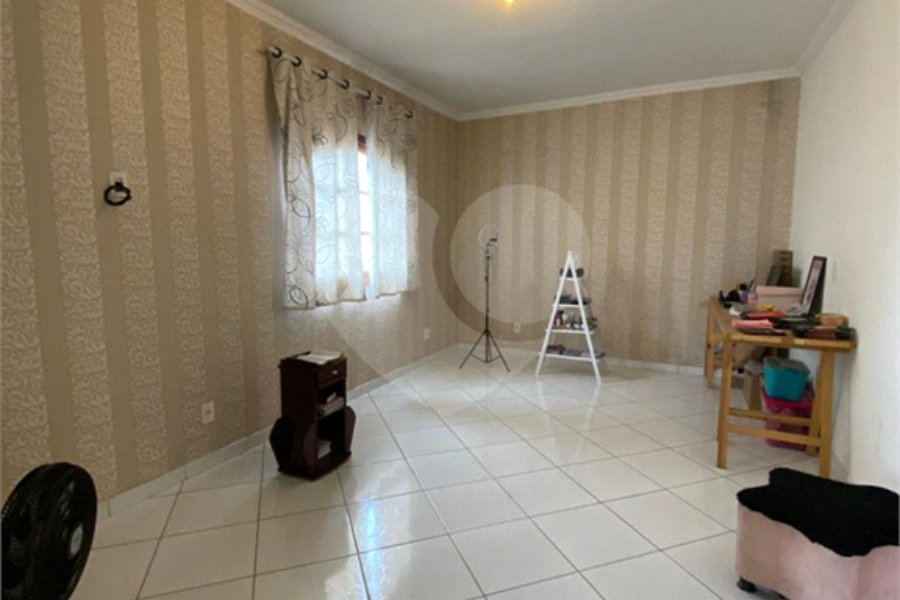 Casa à venda com 3 quartos, sendo 2 suítes, em Jardim Brasil, Guarulhos, SP