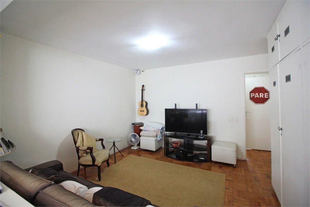 Sobrado à venda com 3 quartos, sendo 1 suíte, em Butantã, São Paulo, SP
