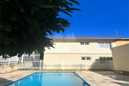 Apartamento no Condomínio Recanto Verde, com 59 m².