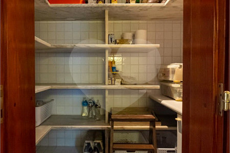 Casa à venda com 5 suítes no condomínio Chácara Flora, São Paulo - SP