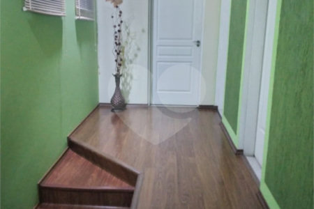 Casa à venda com 2 quartos, sendo 1 suíte, em Serpa, Caieiras, SP