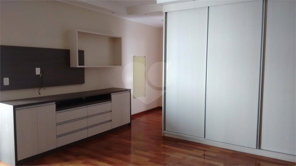 Casa à venda ou para alugar com 3 suítes no condomínio Residencial Villa dos Inglezes, Sorocaba - SP