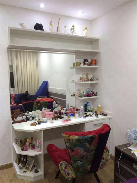 Apartamento à venda com 3 quartos, sendo 1 suíte, em Parque Reboucas, São Paulo, SP