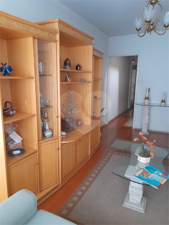 Sobrado à venda com 3 quartos, sendo 1 suíte,  em Parada Inglesa, São Paulo, SP