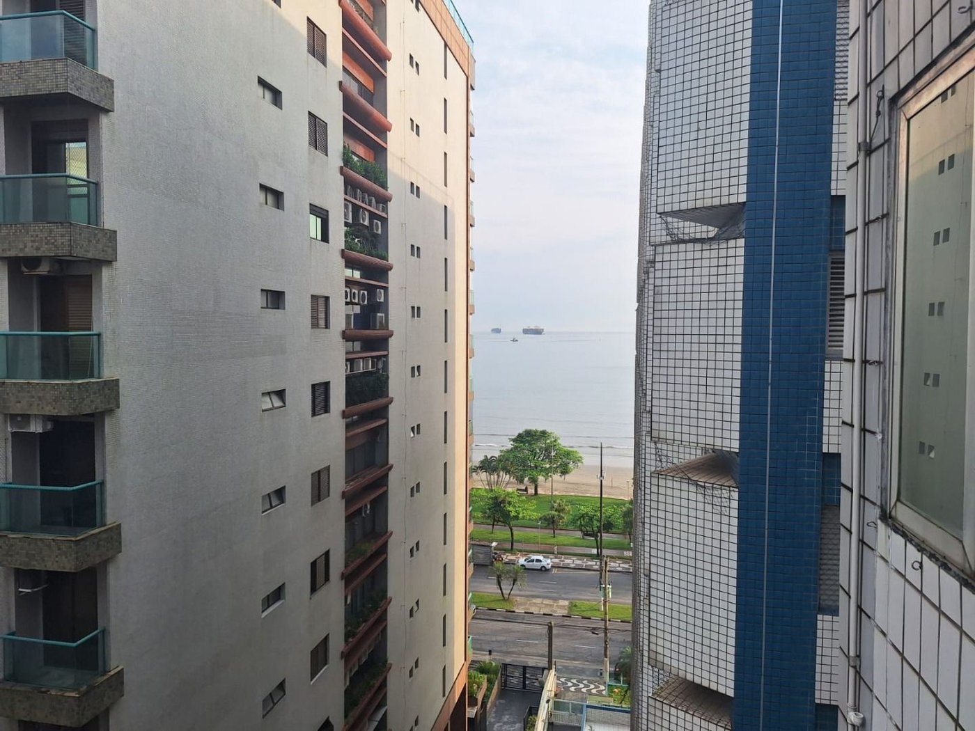 Apartamento Prédio Frente Mar em Santos | 3 Dormitórios à Venda