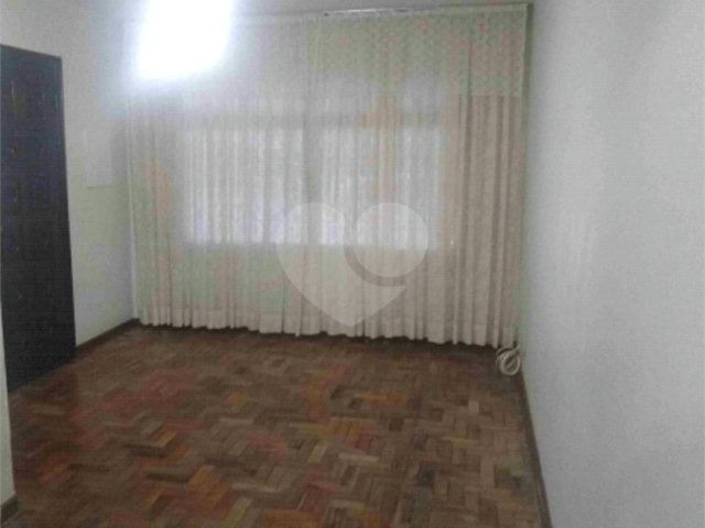 Sobrado à venda com 3 quartos no Brasilândia, São Paulo, SP