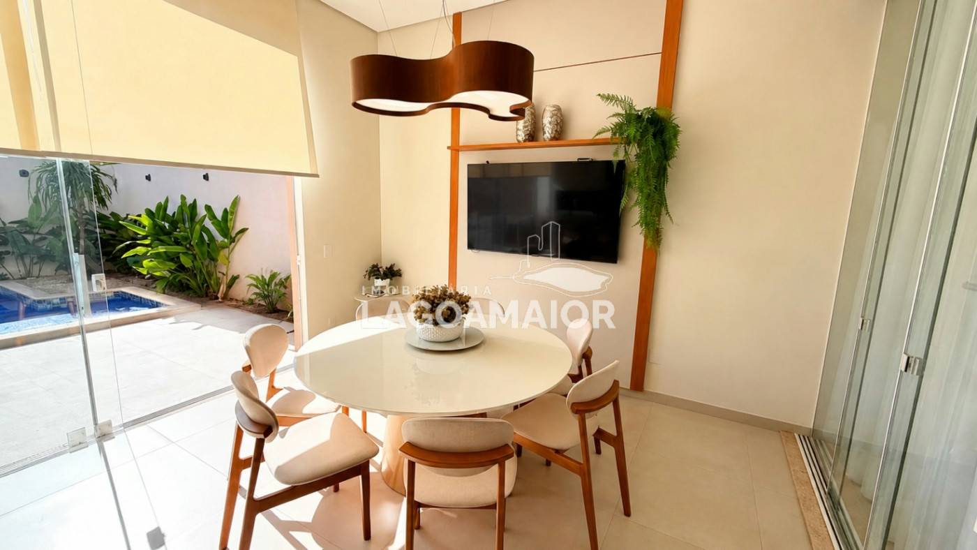Casa à venda com 3 quartos, sendo 3 suítes, em Santos Dumont, Três Lagoas - MS