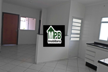 Casa à venda com 2 quartos, sendo 1 suíte, no condomínio Residencial Villaggio Victória, Sorocaba - SP