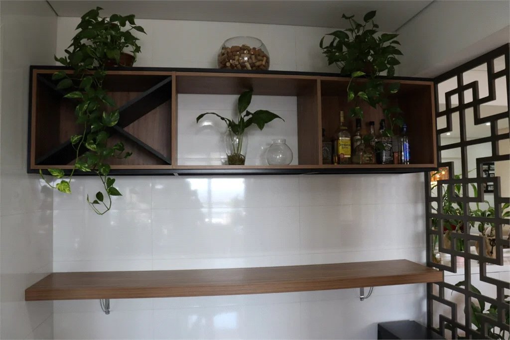 Apartamento à venda com 4 quartos, sendo 3 suítes, em Parque Reboucas, São Paulo, SP