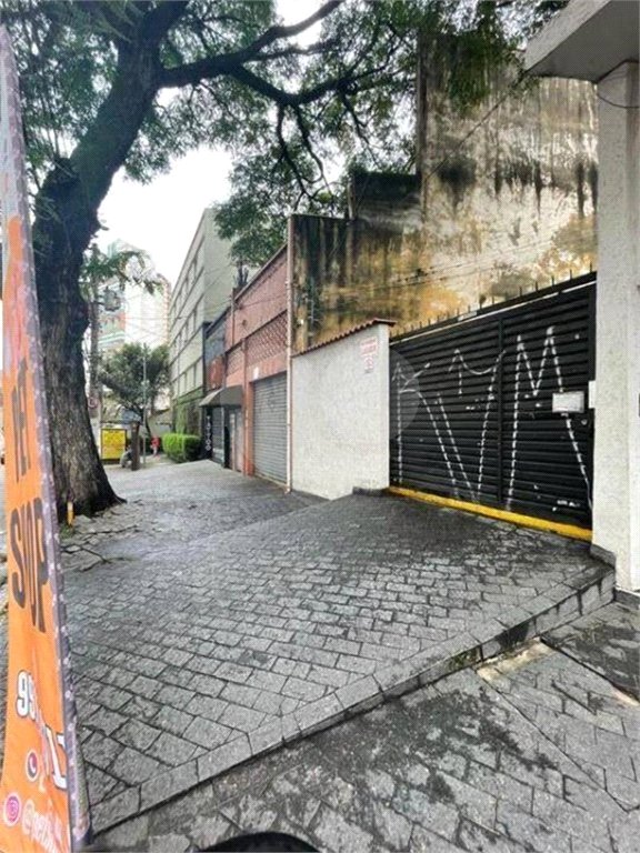 Sobrado à venda com 5 quartos, sendo 1 suíte, em Santana, São Paulo, SP