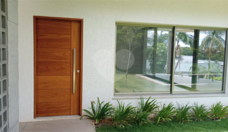 Casa à venda com 4 suítes no condomínio Estância Marambaia, Vinhedo - SP